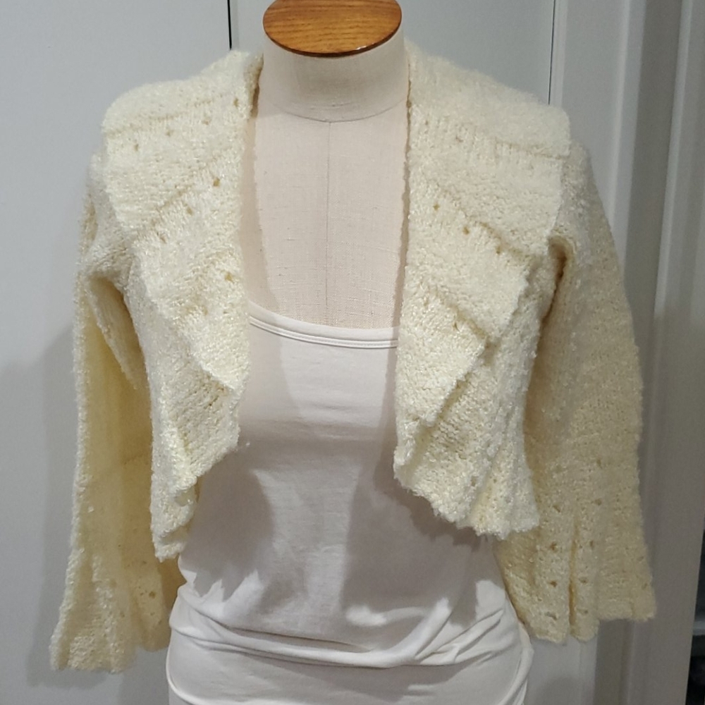 Bebe Butter Yellow Cropped Cardigan Shrug Sweater M